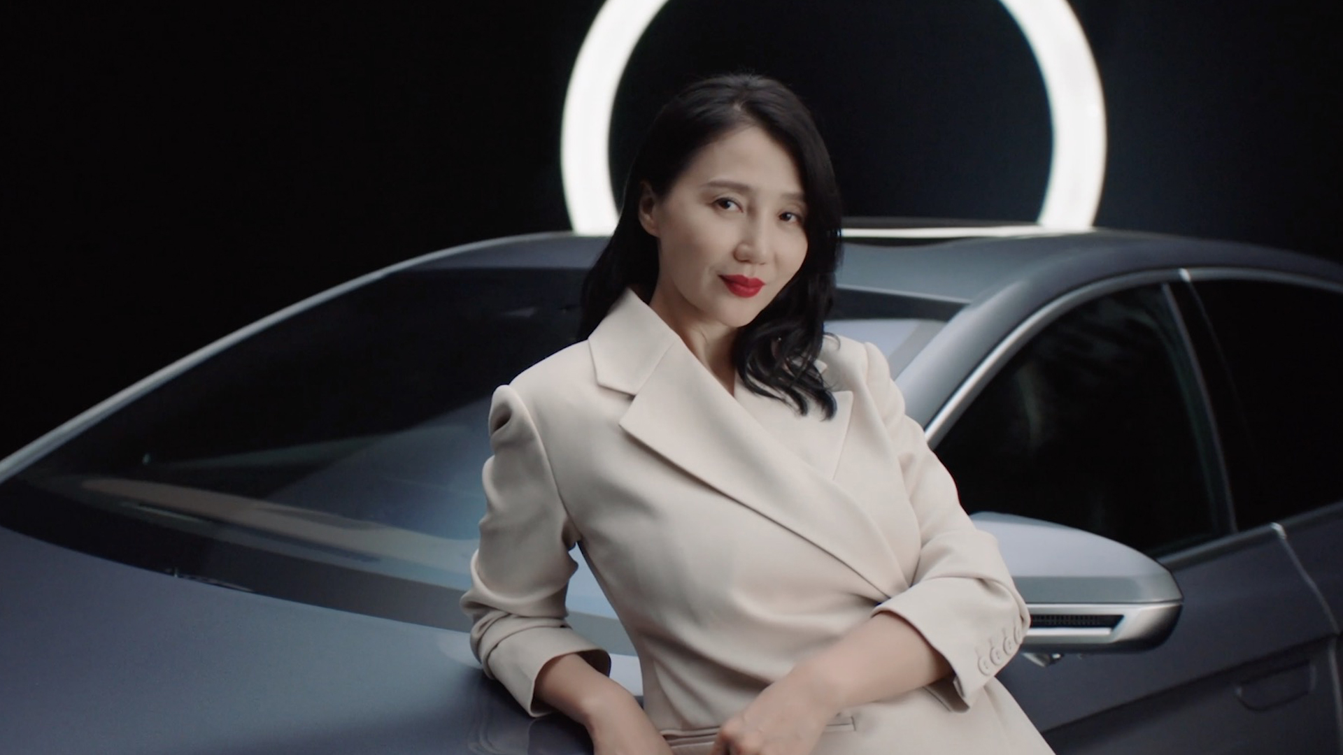 阿朵 | 抖圈木兰荟首位女性挚友，新民族音乐人